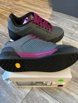 Giro Riddance Women's Flat Pedal Mountain Bike Shoe Sizes 6, 6.5. Fixed Price $60.00.
