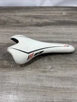 Bontrager Race R1 146MM White Cro-mo Rail Saddle Used. Fixed Price $15.99.