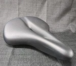 Bontrager Boulevard Comfort Gel Bike Saddle With Light Mount Unisex Adult 225MM. Fixed Price $25.16.