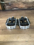 Wellgo M141 Pair Of Silver Bicycle Pedals Aluminum Cage. Fixed Price $22.50.