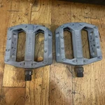 Kore Composite Platform Pedals 9/16. Fixed Price $25.00.