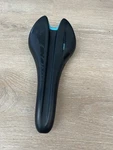 Giant Contact Forward Seat Saddle Black Bicycle Particle Flow Race Cut Away H61. Fixed Price $23.99.