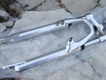 Sr Suntour SF8 M2025 Suspension Mtb Fork Fits 26". 1-1/8" Threaded Steer Tube. Fixed Price $149.99.