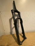 Rockshox 35 Gold Rl 27.5" Suspension Fork - Gloss Black. Fixed Price $280.00.