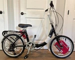 New Schwinn Loop Folding Bike For Adult Women, 20-INCH WHEELS,7-SPEED Drive. Fixed Price $450.00.