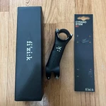 Fizik Cyrano R1 Stem 110 20 Degrees. Fixed Price $123.44.